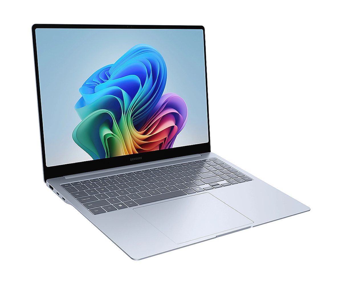 Samsung Galaxy Book4 Edge · Snapdragon X · 16 ГБ · 512 ГБ